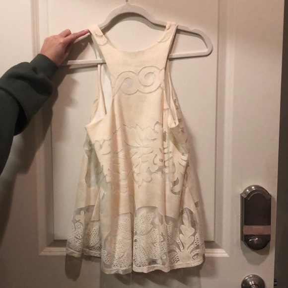 Karlie Cream Top - Picture 2 of 2